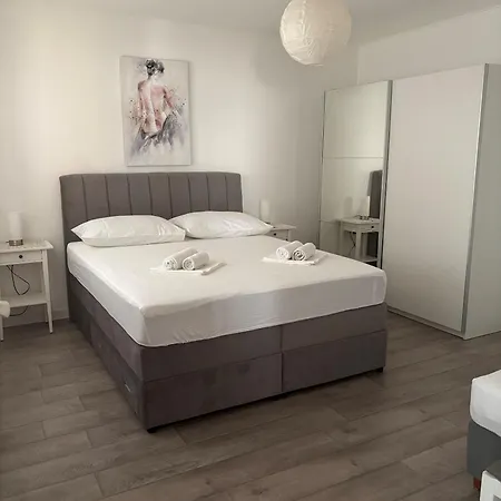 Sini Apartmán