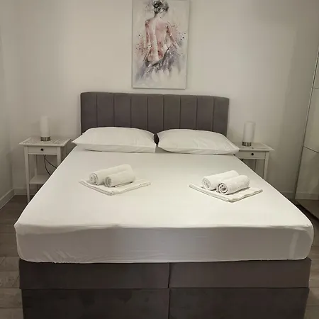 Sini Apartman *